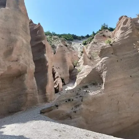Fonte La Castellana 2* سارنانو