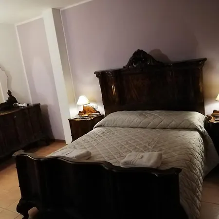 Fonte La Castellana 2* Sarnano