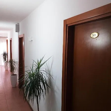 Fonte La Castellana Otel Sarnano